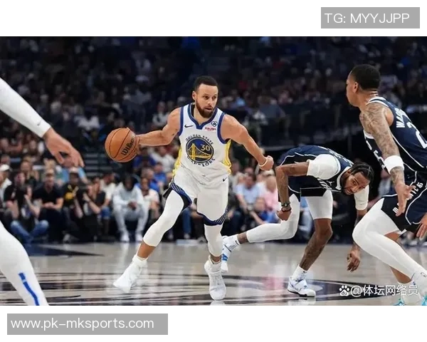 篮球球星与足球球星对比分析:各自领域的天王之争与影响力比较 篮球球星与足球球星对比分析:各自领域的天王之争与影响力比较